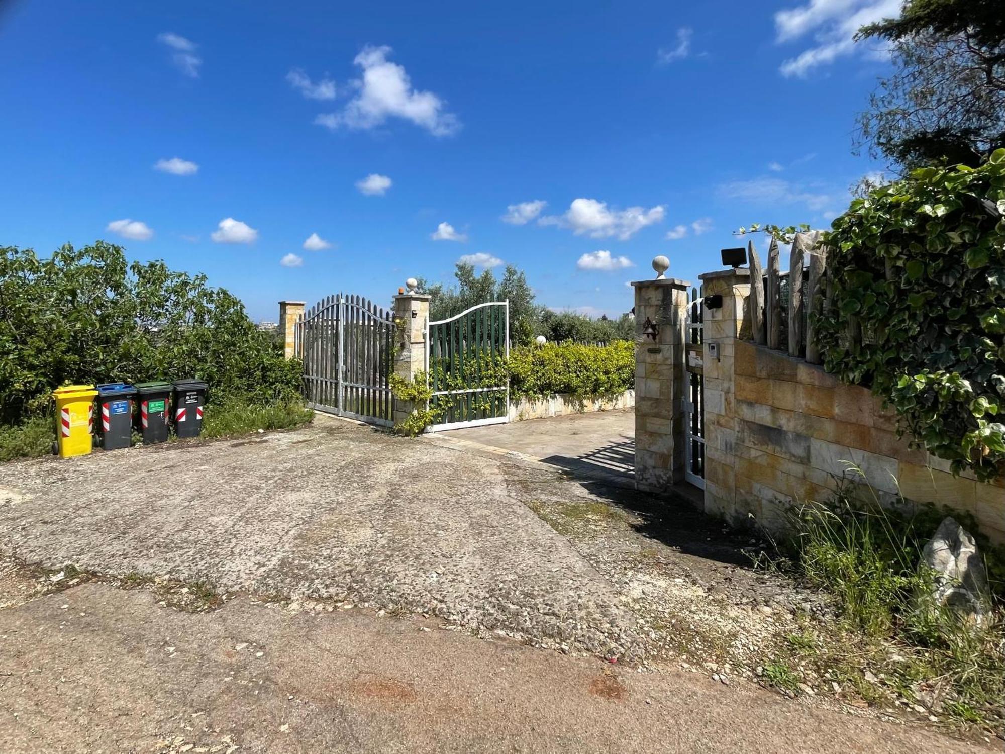 Music House A Castellana Grotte Confinante Via Per Turi 500M Dalle Grotte Kültér fotó